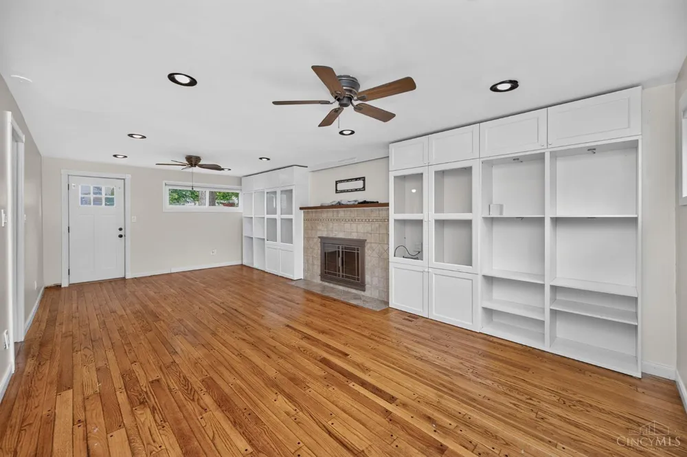 2169 Glenside Avenue Norwood, OH 45212