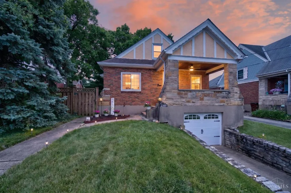 2169 Glenside Avenue Norwood, OH 45212