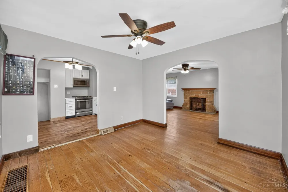 2169 Glenside Avenue Norwood, OH 45212