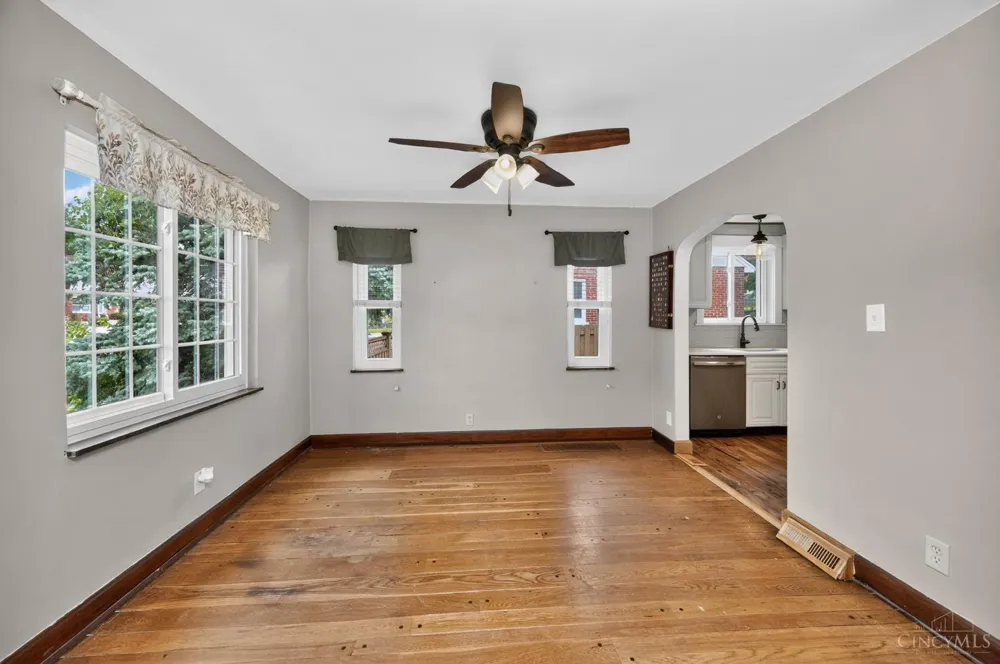 2169 Glenside Avenue Norwood, OH 45212
