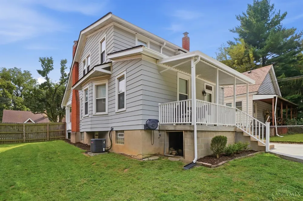 6116 Bramble Avenue Cincinnati, OH 45227