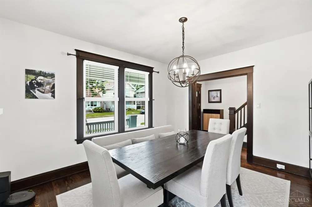 6116 Bramble Avenue Cincinnati, OH 45227