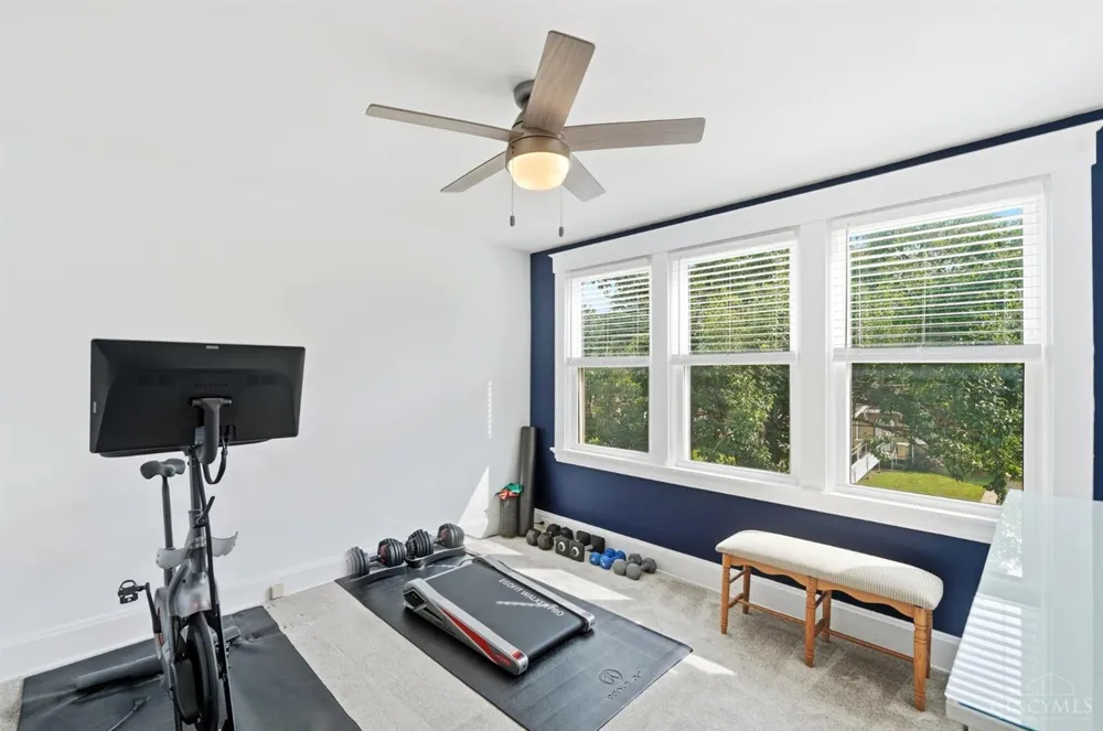6116 Bramble Avenue Cincinnati, OH 45227