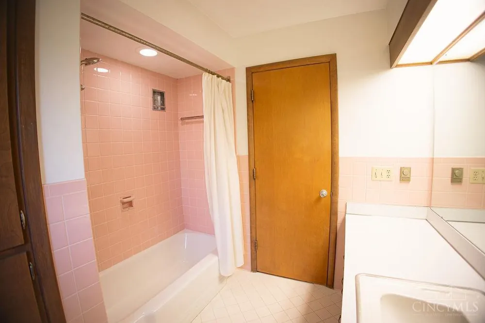 1600 Breiel Boulevard Middletown, OH 45042