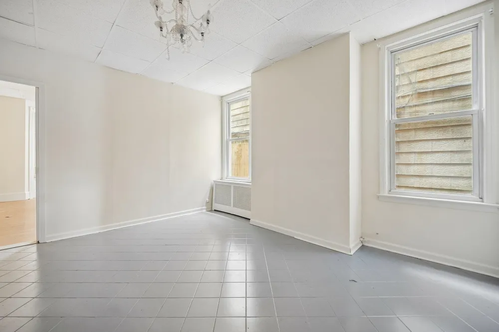 414 MONASTERY PL Union City, NJ 07087
