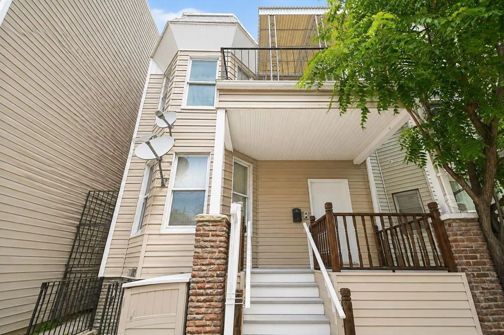 414 MONASTERY PL Union City, NJ 07087