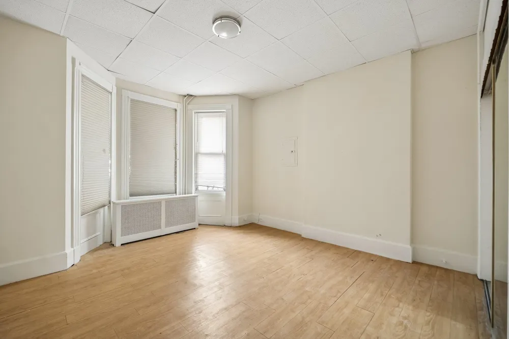 414 MONASTERY PL Union City, NJ 07087