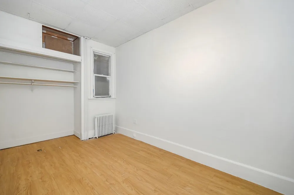 414 MONASTERY PL Union City, NJ 07087