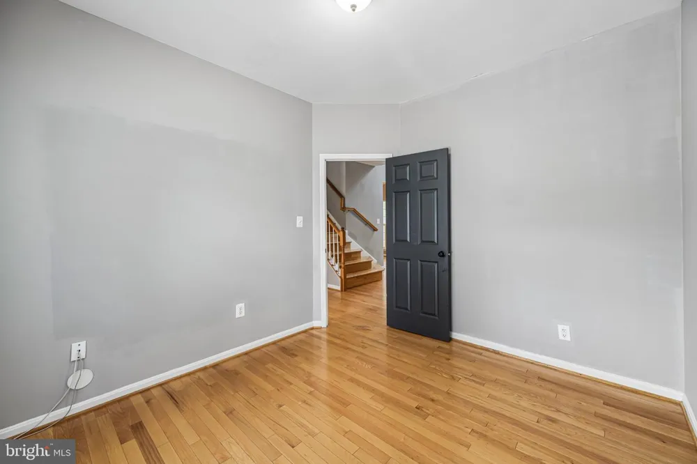 6046 PERSINGER HOUSE COURT Manassas, VA 20112