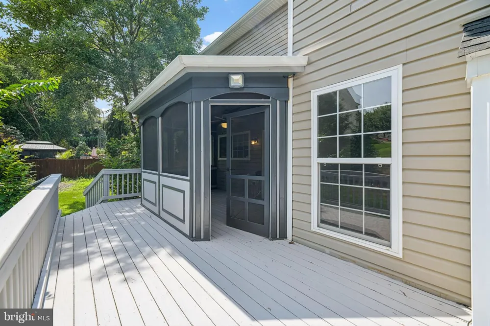 6046 PERSINGER HOUSE COURT Manassas, VA 20112