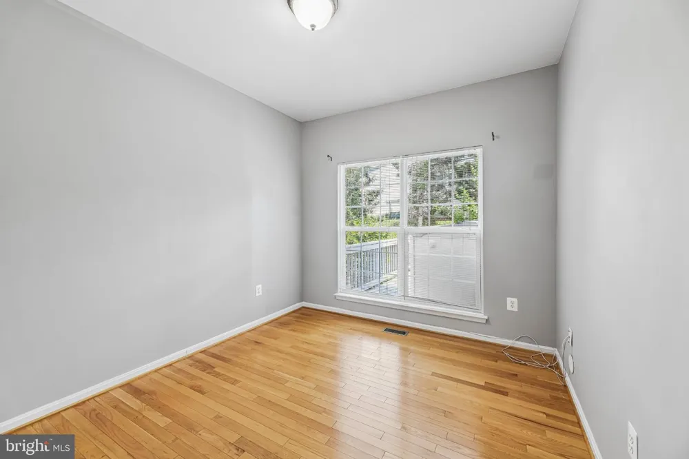 6046 PERSINGER HOUSE COURT Manassas, VA 20112