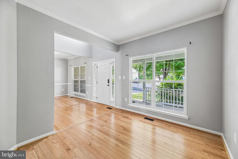 6046 PERSINGER HOUSE COURT Manassas, VA 20112