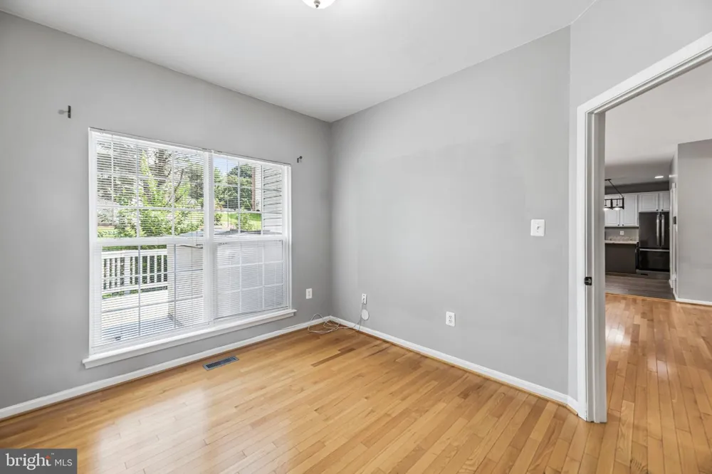 6046 PERSINGER HOUSE COURT Manassas, VA 20112