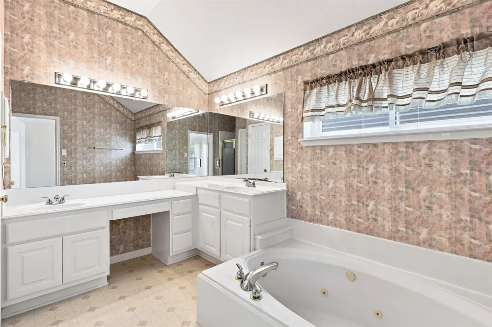 3617 Mackenzie Lane Richardson, TX 75082