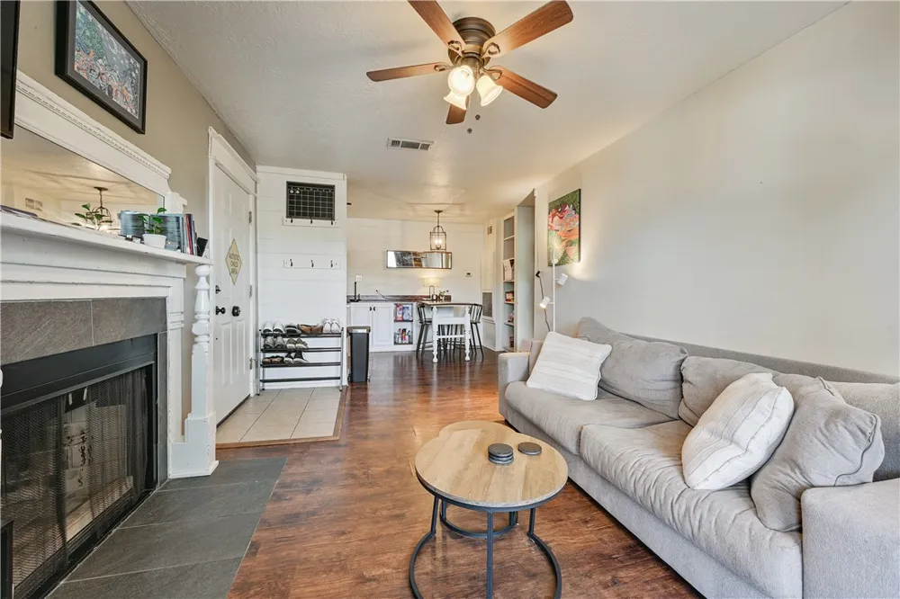 1107 Verde Drive #12 Bryan, TX 77801