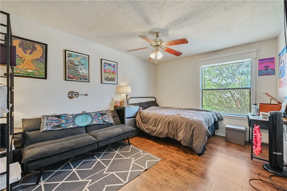 1107 Verde Drive #12 Bryan, TX 77801