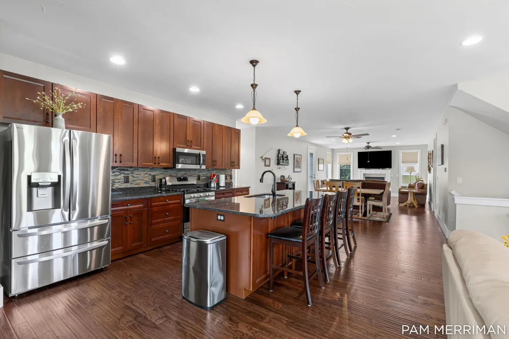 21899 Hilltop Circle Stanwood, MI 49346