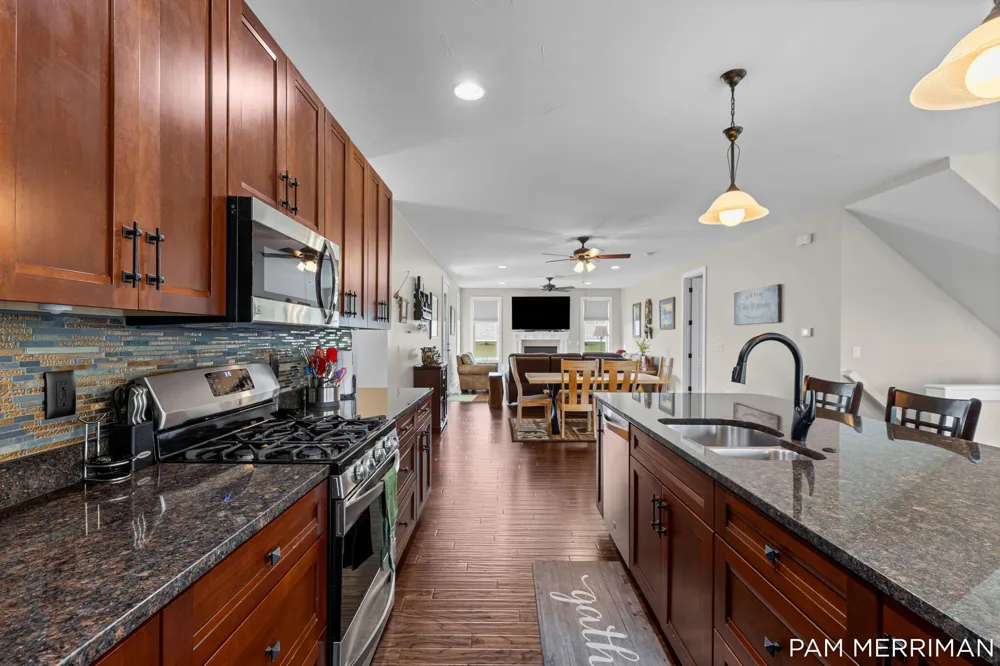 21899 Hilltop Circle Stanwood, MI 49346