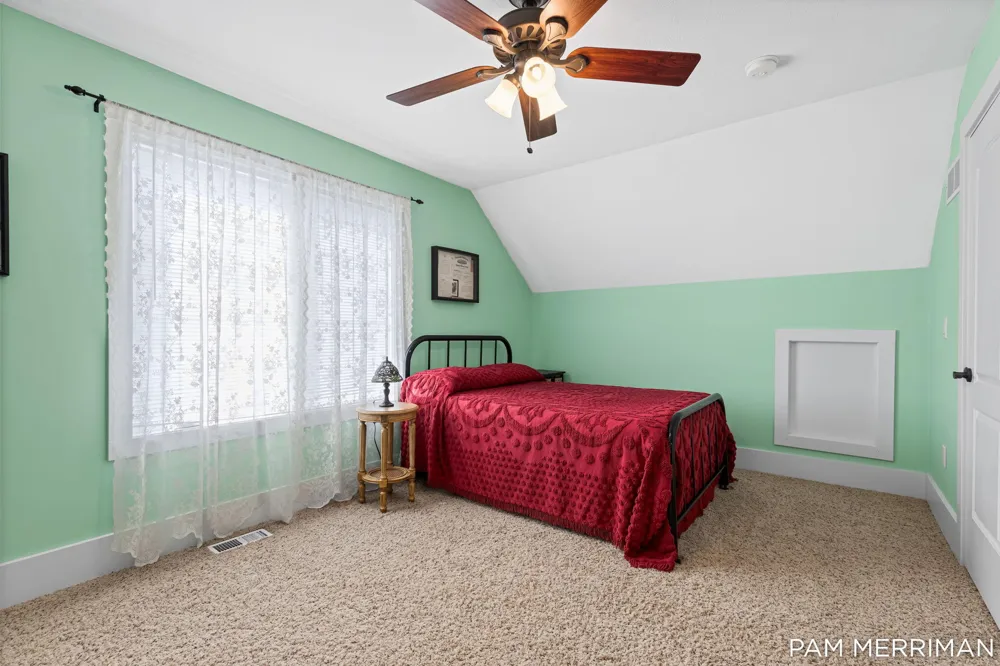 21899 Hilltop Circle Stanwood, MI 49346
