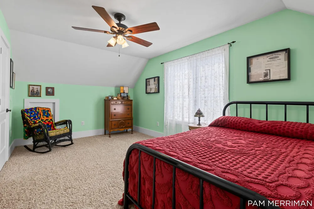 21899 Hilltop Circle Stanwood, MI 49346