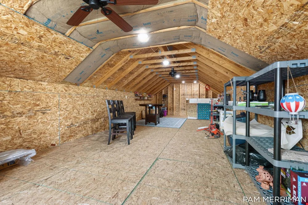 21899 Hilltop Circle Stanwood, MI 49346