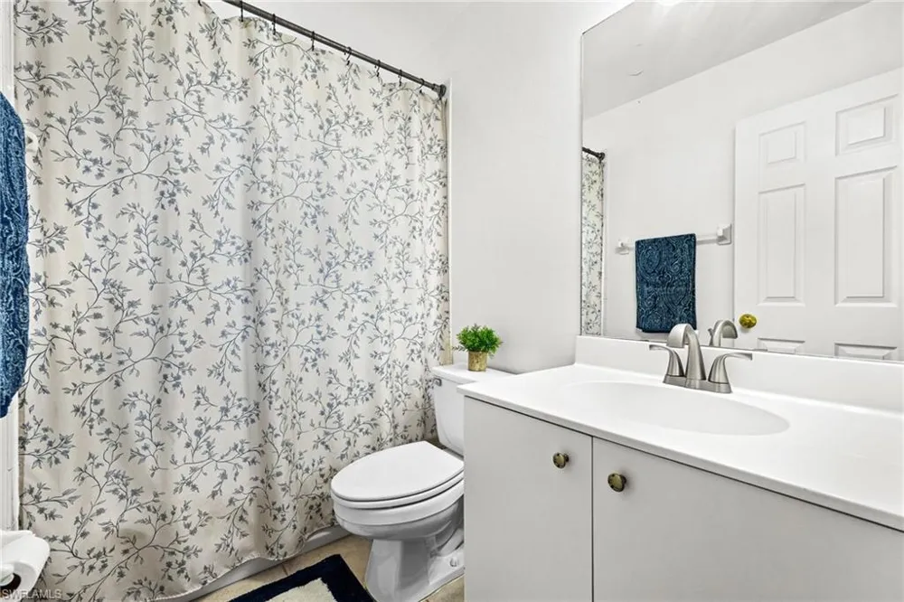 570 22nd Street NE Naples, FL 34120