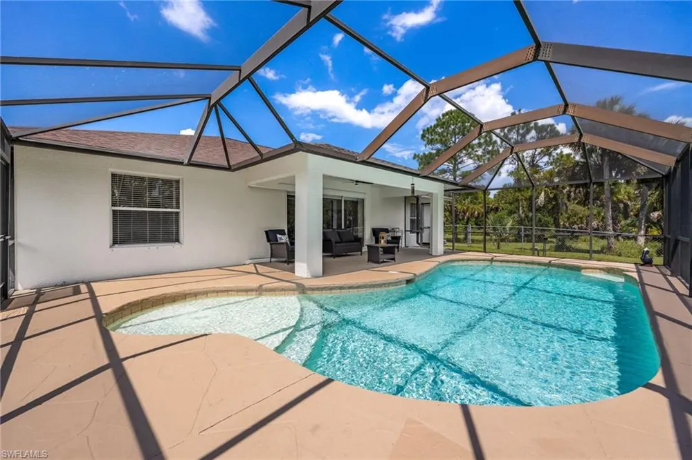 570 22nd Street NE Naples, FL 34120