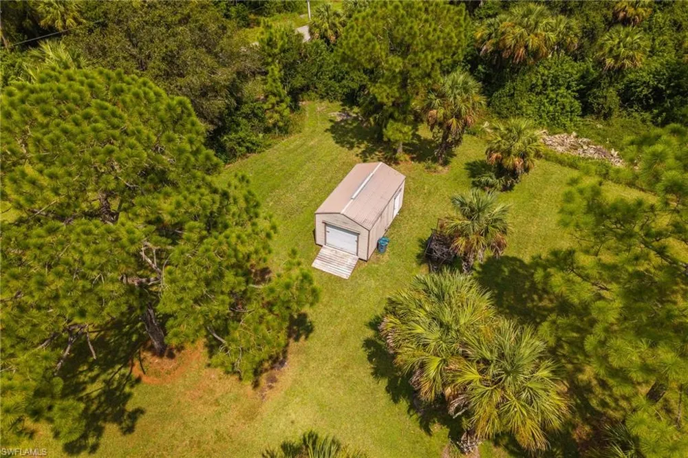 570 22nd Street NE Naples, FL 34120