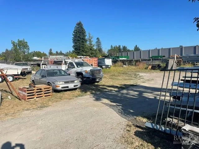 1235 Hwy 116 S Sebastopol, CA 95472