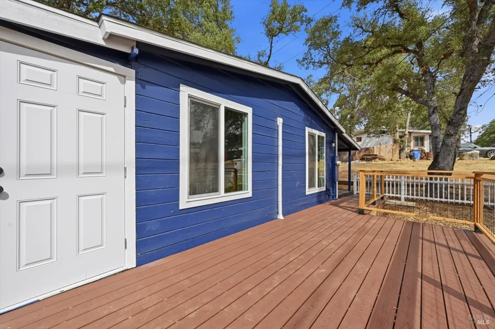 4275 Cedar Avenue Clearlake, CA 95422