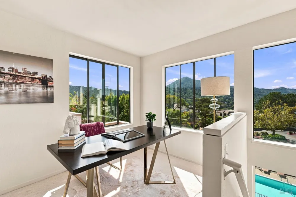 655 Via Casitas Greenbrae, CA 94904