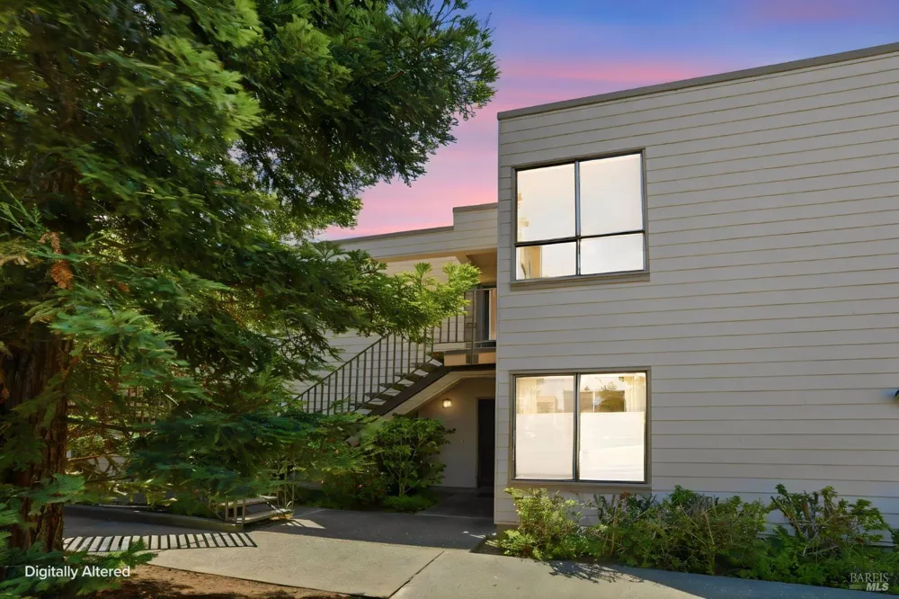 655 Via Casitas Greenbrae, CA 94904