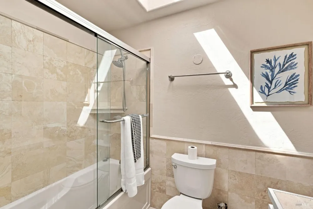 655 Via Casitas Greenbrae, CA 94904