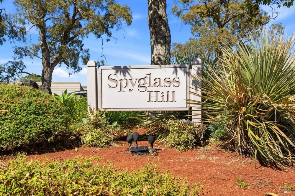 655 Via Casitas Greenbrae, CA 94904