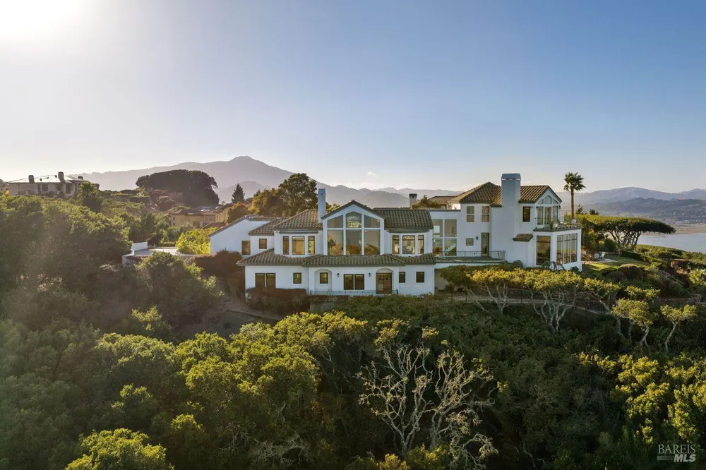 207 Taylor Road Tiburon, CA 94920