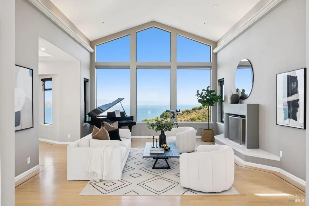 207 Taylor Road Tiburon, CA 94920