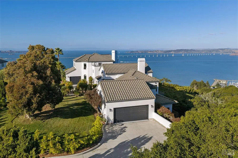 207 Taylor Road Tiburon, CA 94920