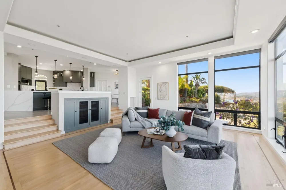 207 Taylor Road Tiburon, CA 94920