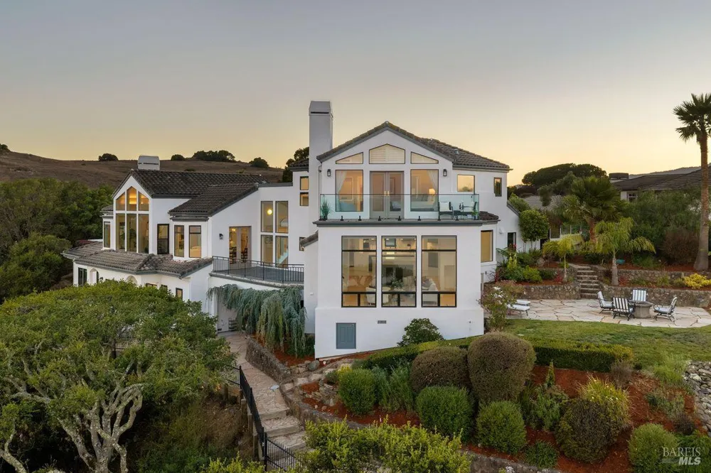 207 Taylor Road Tiburon, CA 94920
