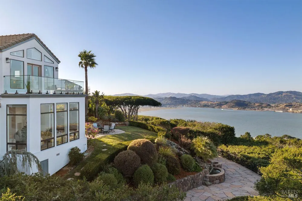 207 Taylor Road Tiburon, CA 94920