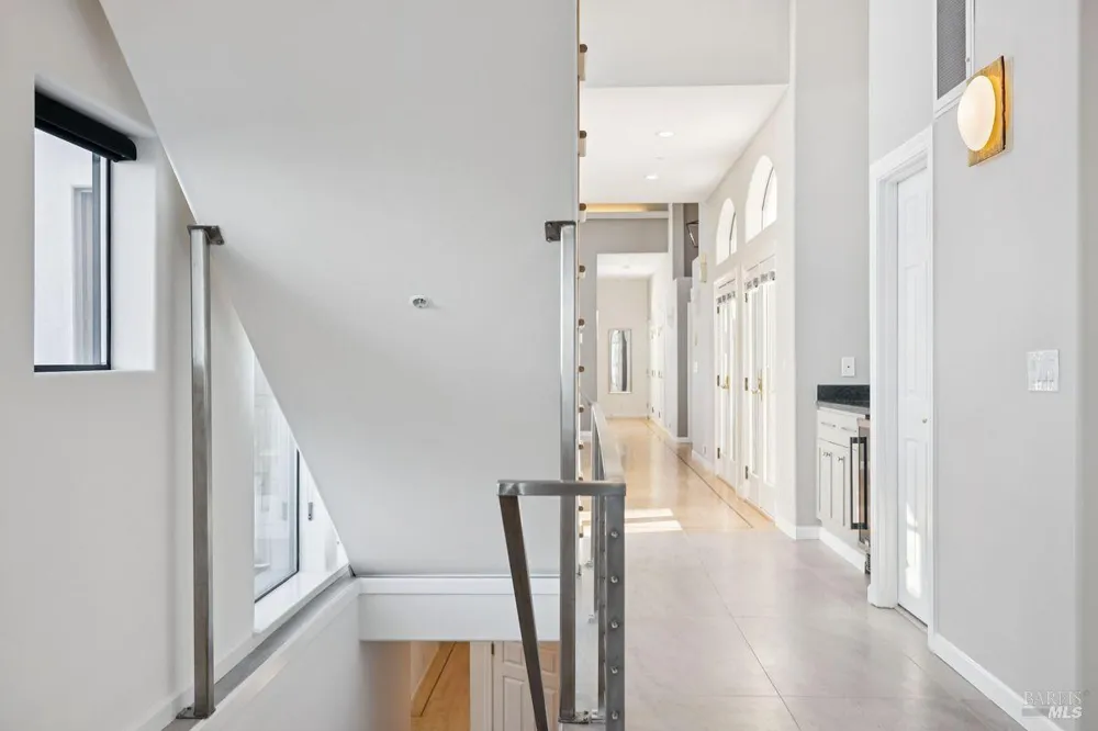 207 Taylor Road Tiburon, CA 94920