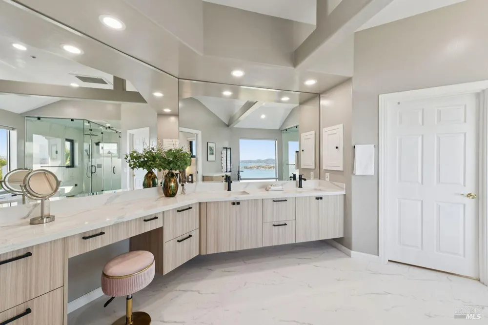 207 Taylor Road Tiburon, CA 94920