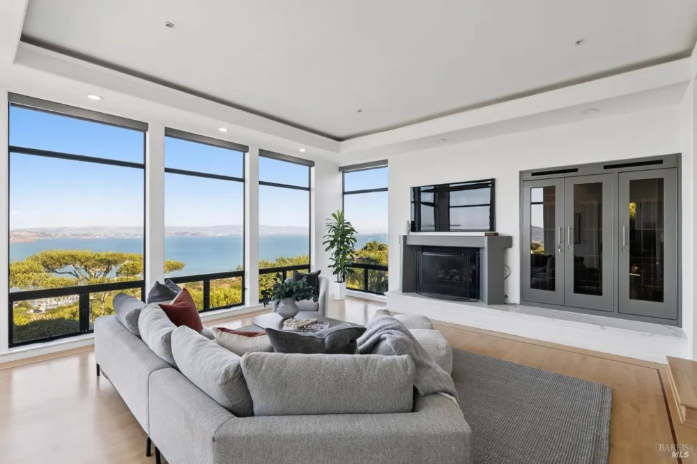 207 Taylor Road Tiburon, CA 94920