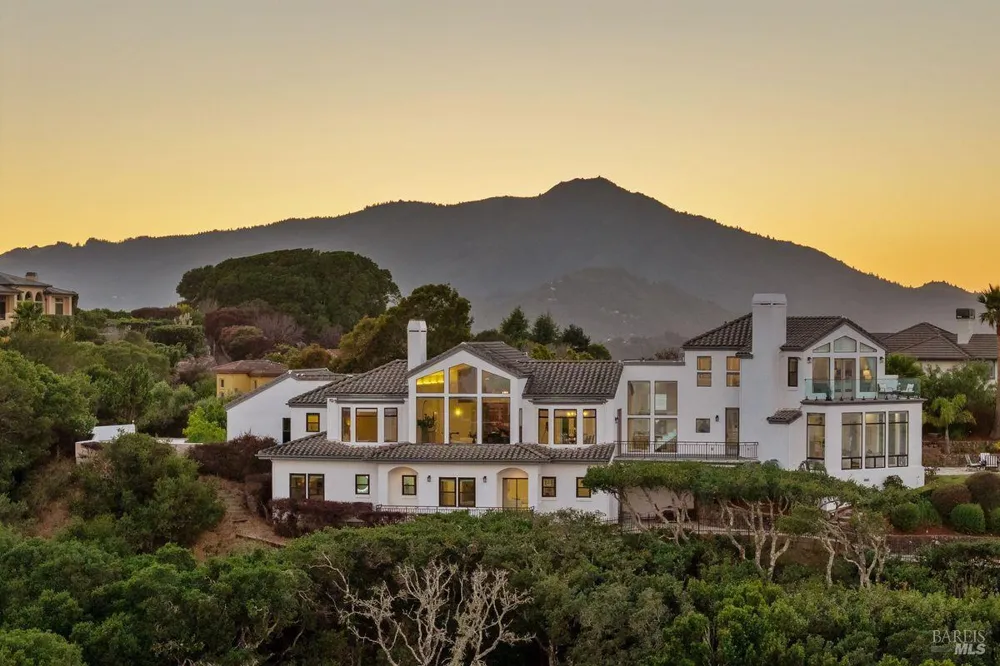 207 Taylor Road Tiburon, CA 94920