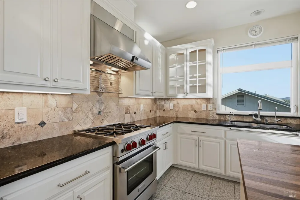 17265 Brookfield Road Hidden Valley Lake, CA 95467