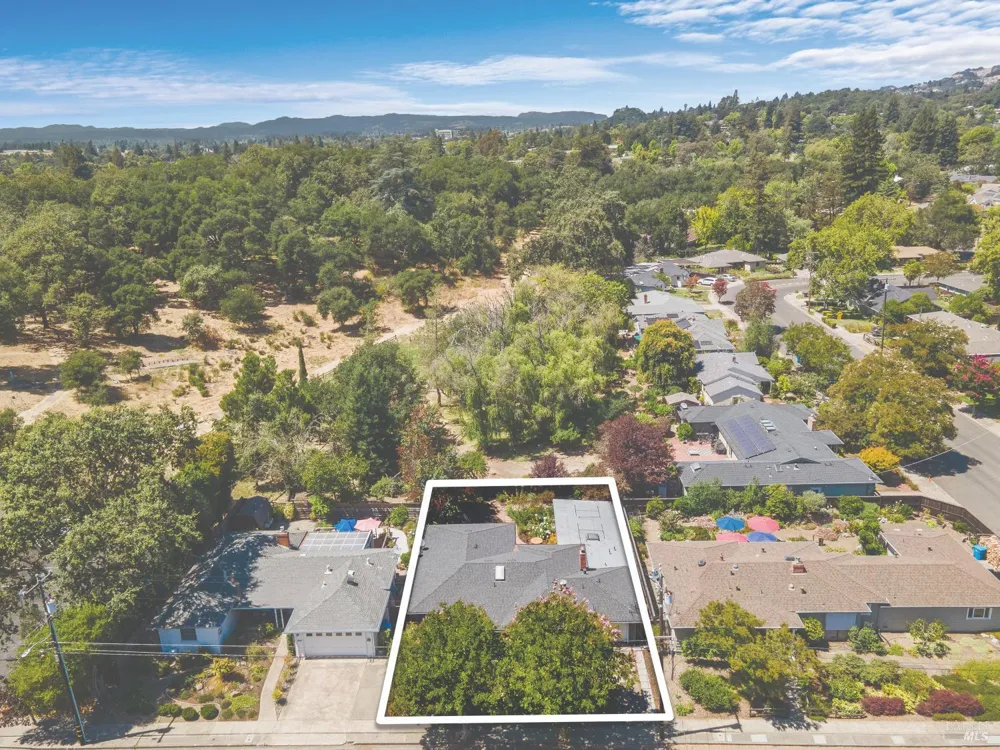 1645 Terrace Way Santa Rosa, CA 95404
