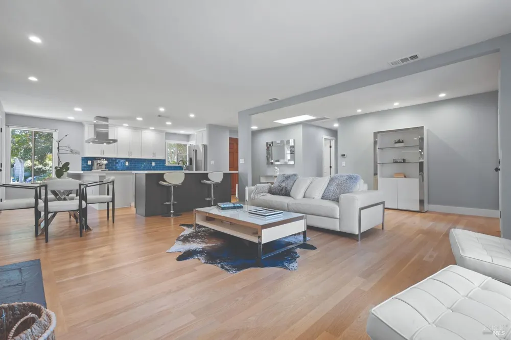 1645 Terrace Way Santa Rosa, CA 95404