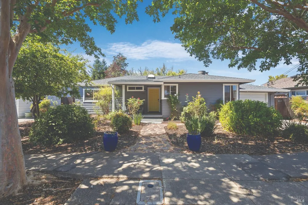 1645 Terrace Way Santa Rosa, CA 95404