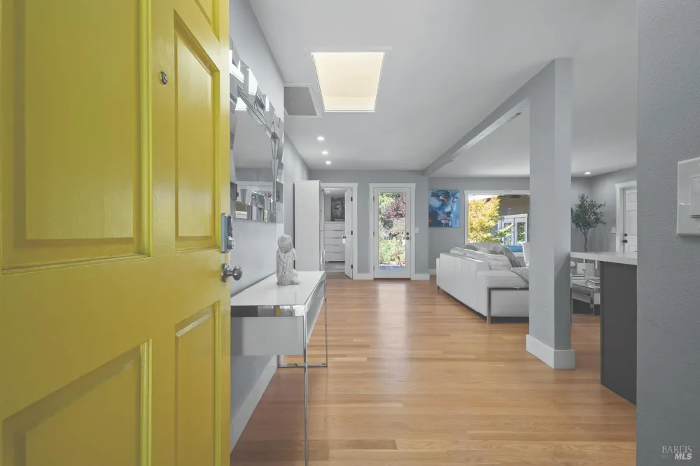 1645 Terrace Way Santa Rosa, CA 95404