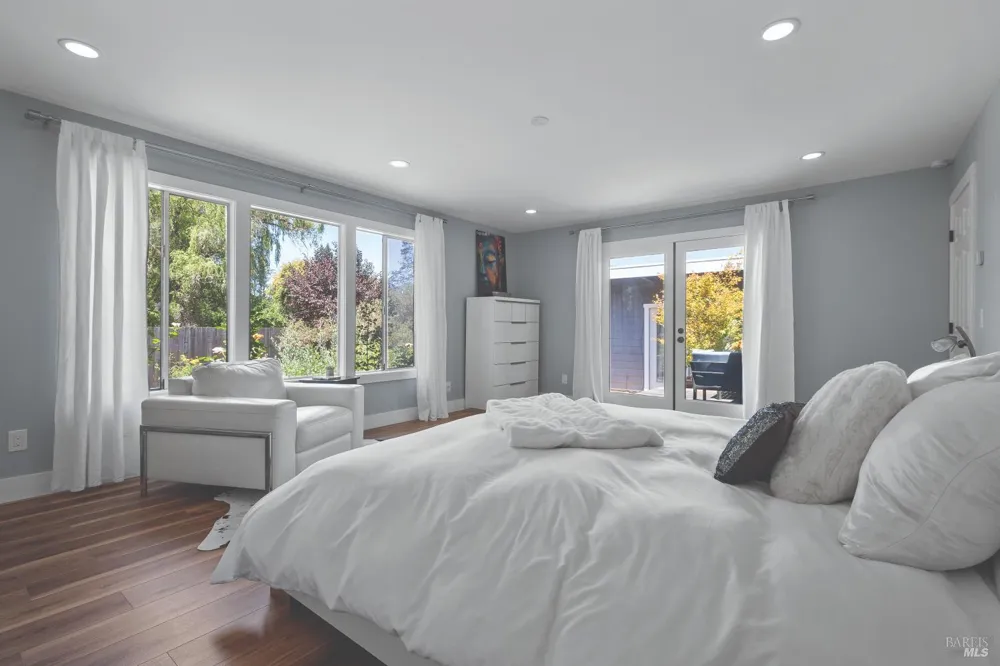 1645 Terrace Way Santa Rosa, CA 95404